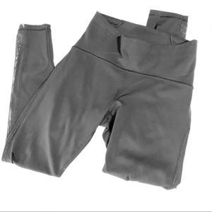 BLACK train times size 6